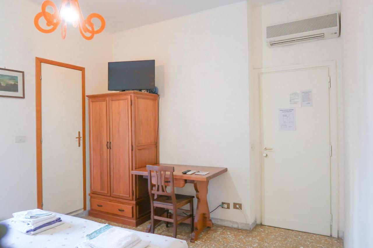 The Condottieri Rooms Рим Экстерьер фото