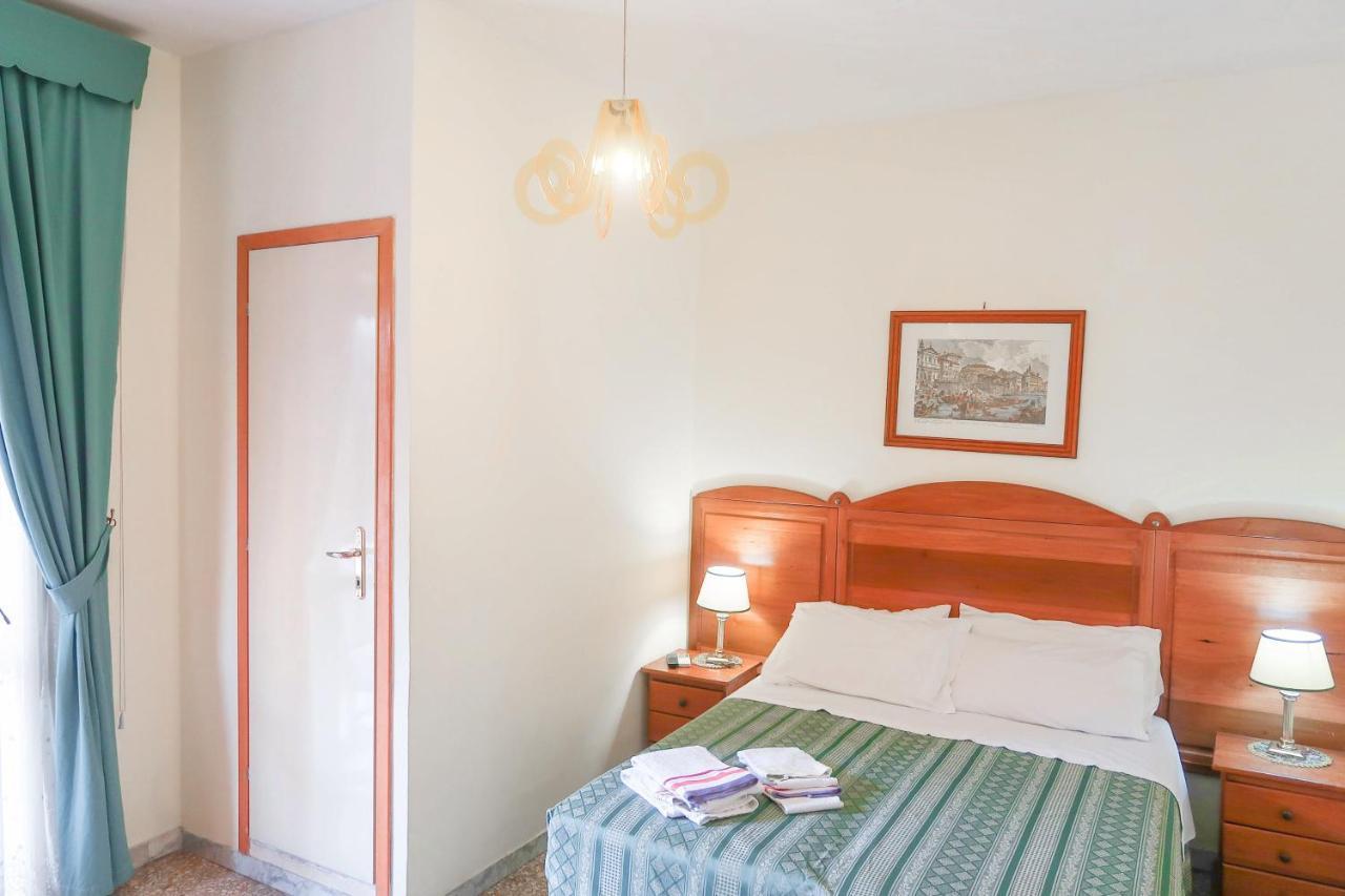 The Condottieri Rooms Рим Экстерьер фото